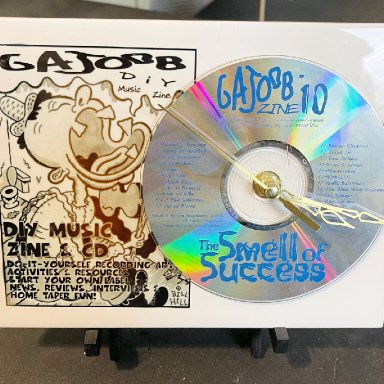25th Anniversary GAJOOB Magazine's Smell Of Success CD Clock